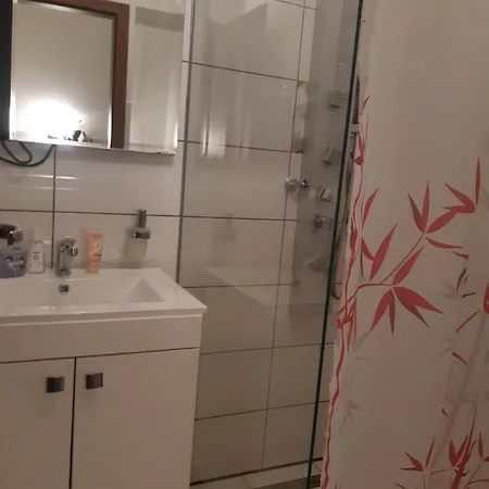 Pharamis * Bešeňová